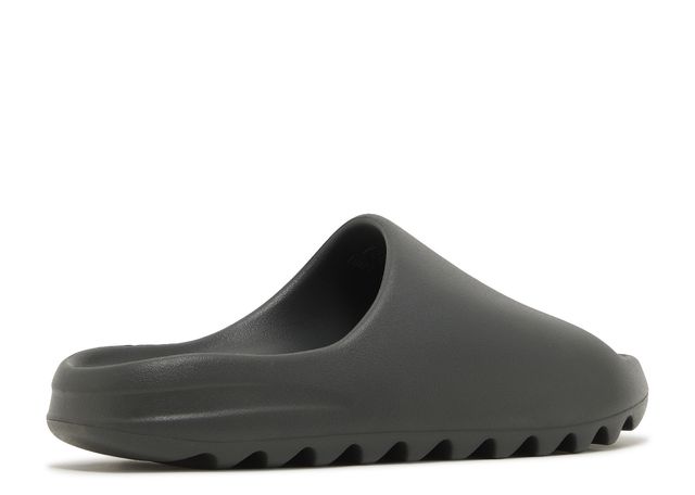 Yeezy Slides Dark Onyx